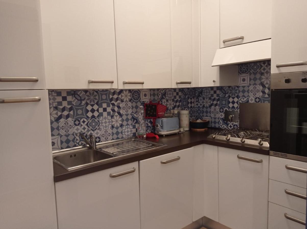 レーリチCasa Degli Uliviアパートメント エクステリア 写真
